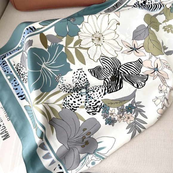 ๐50% OFF/3+...Silk-Feel Floral Pattern Scarf (Green) - Picture 5 of 8